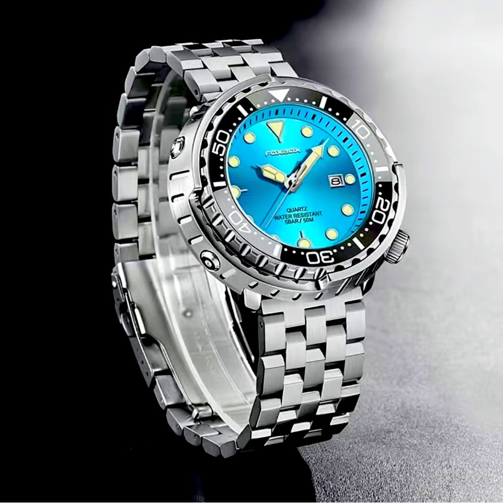 Men’s blue face watch